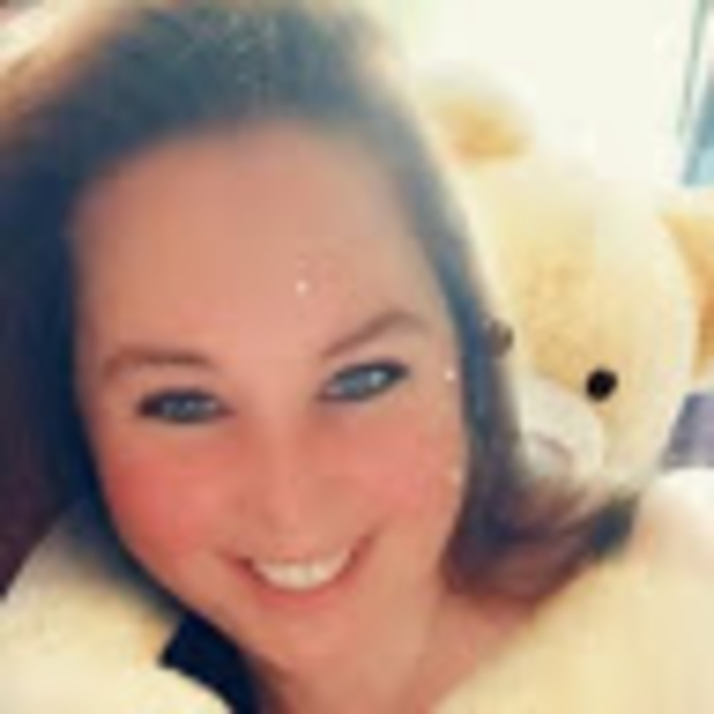 Meet your Posher, Mia